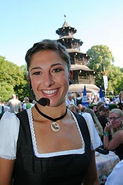 Alles im Griff auch 2008: Tanzmeisterin Katharina Mayer (Foto: Martin Schmitz)